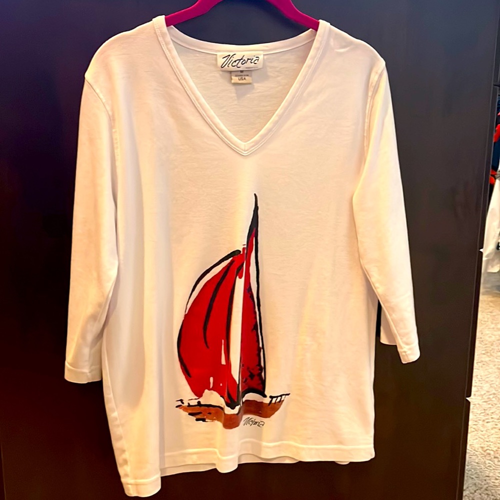 Top - Picture 1 of 2